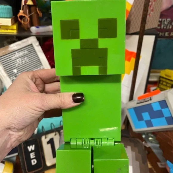 Minecraft bundle - Picture 4 of 16